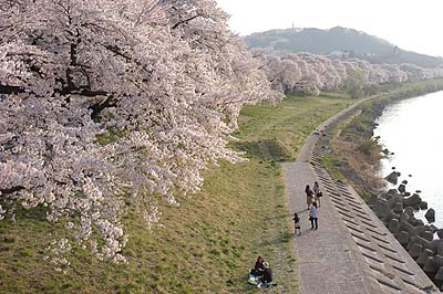 ����������������ڐ�{����]��